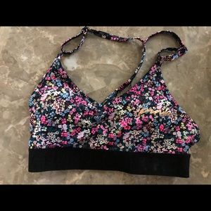 PINK Sports Bra NWT
